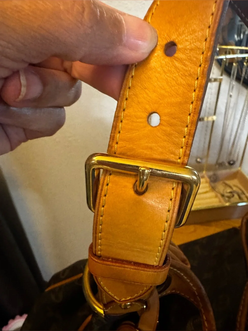 Louis Vuitton Monogram Galliera PM Shoulder Bag. Includes LV luggage tag